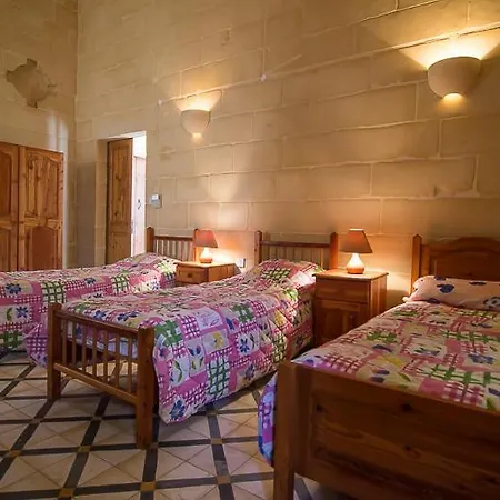 公寓 4 Bedroom Farmhouse With Private Pool In Island Of Gozo Zebbug (Gozo)