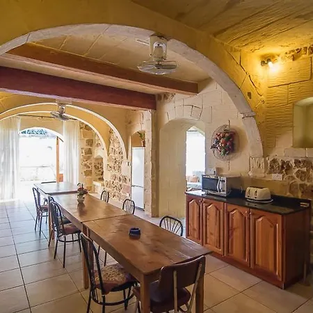 公寓 4 Bedroom Farmhouse With Private Pool In Island Of Gozo *