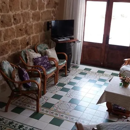 4 Bedroom Farmhouse With Private Pool In Island Of Gozo